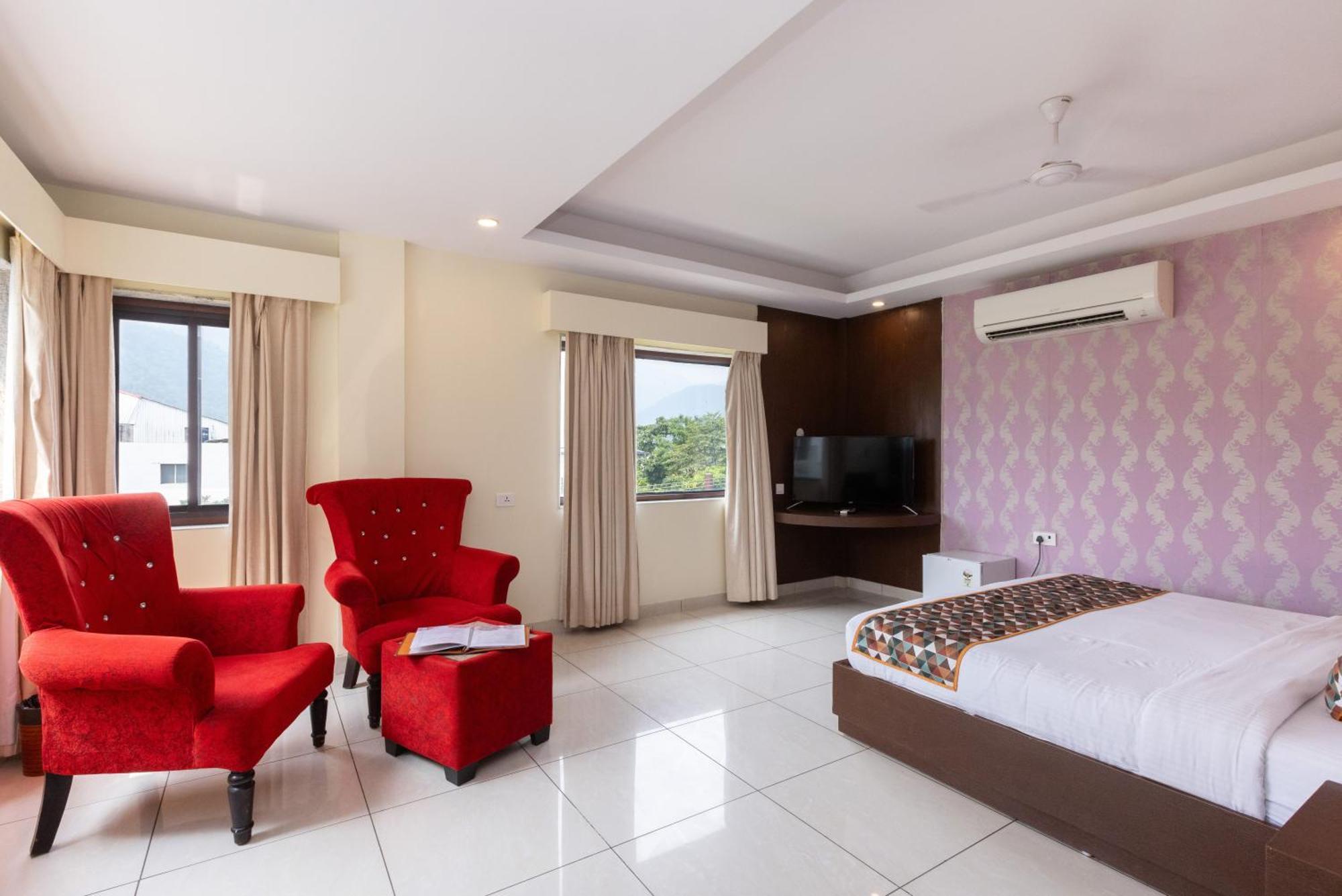 Hotel Indira Nikunj Rishīkesh المظهر الخارجي الصورة